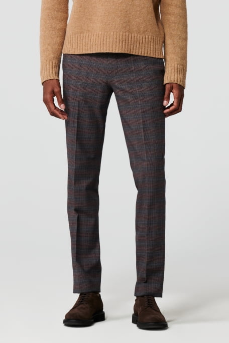 Dark Grey Blake Pants in Pure S120's Flannel Wool | SUITSUPPLY US